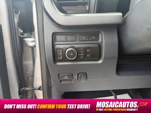 Used 2023 Ford F250 Platinum AWD/4WD image 27