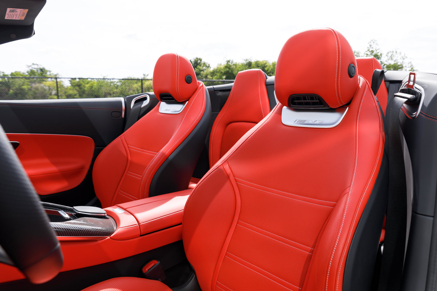 Used 2022 Mercedes-Benz SL 63 AMG 4MATIC image 31
