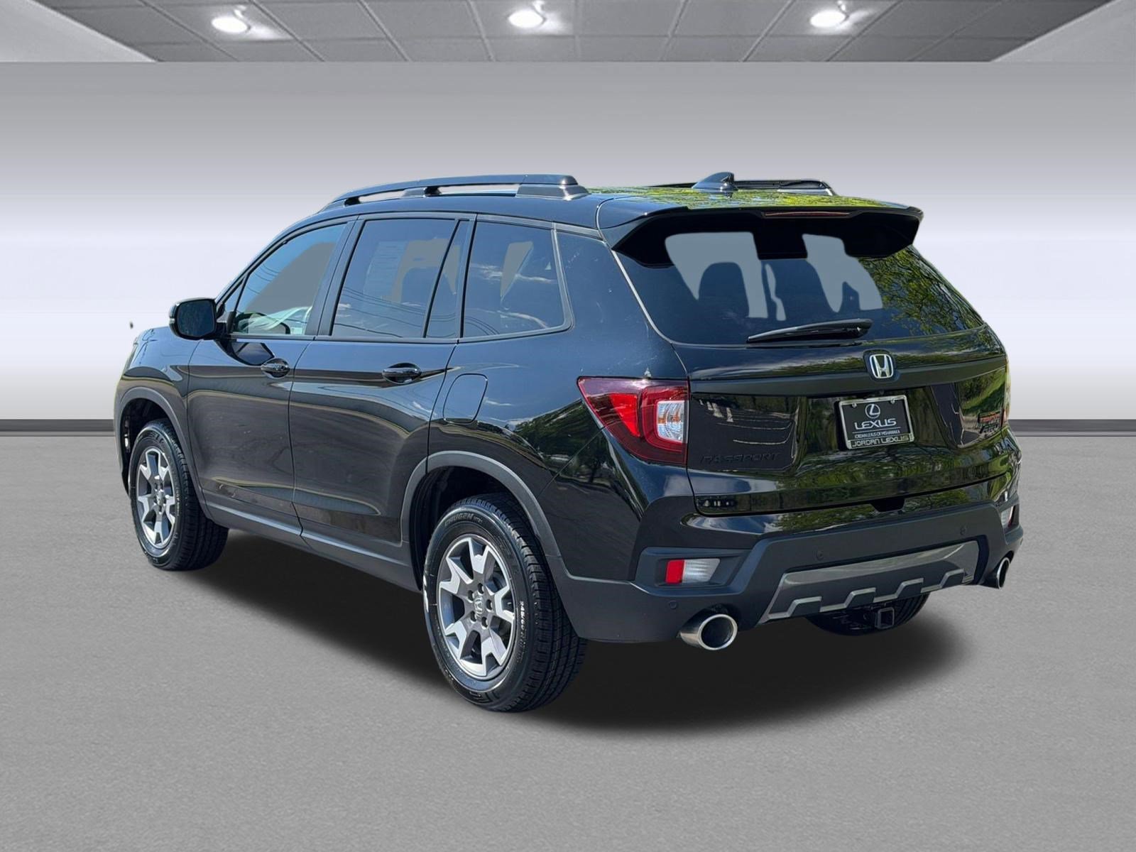 Used 2022 Honda Passport TrailSport image 3