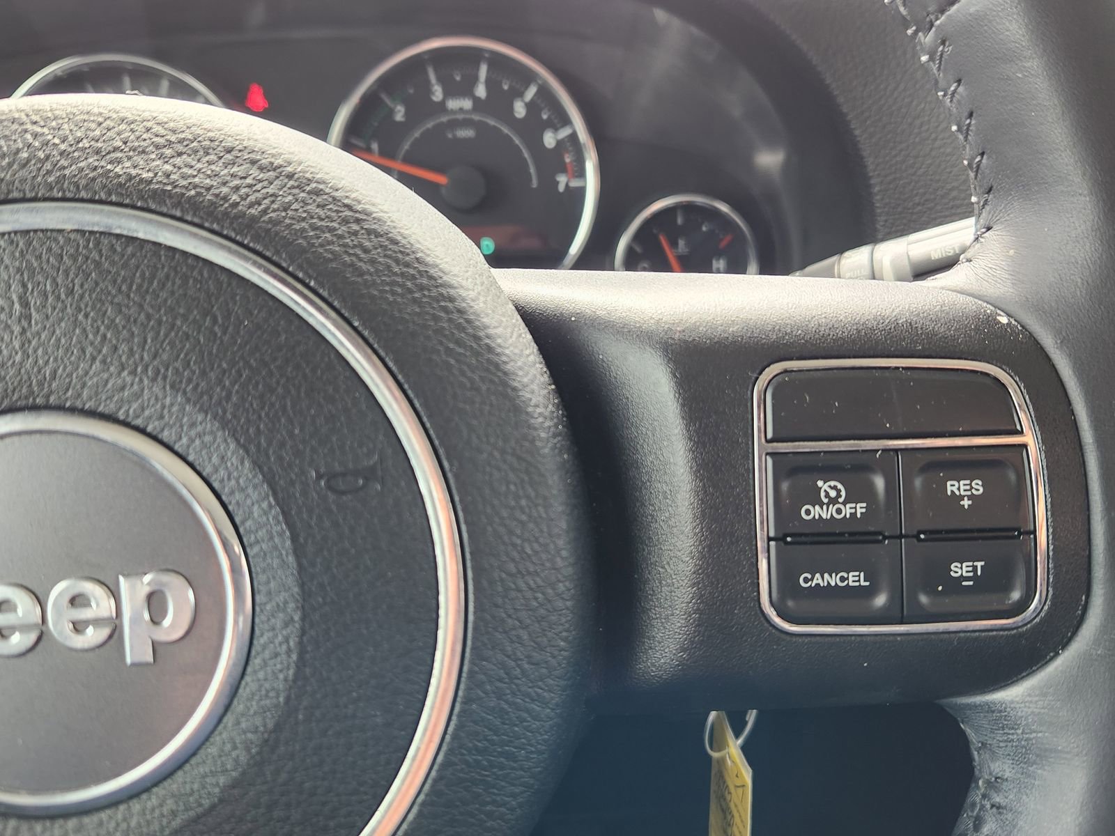 Used 2013 Jeep Wrangler Unlimited Sahara w/ Dual Top Group image 19