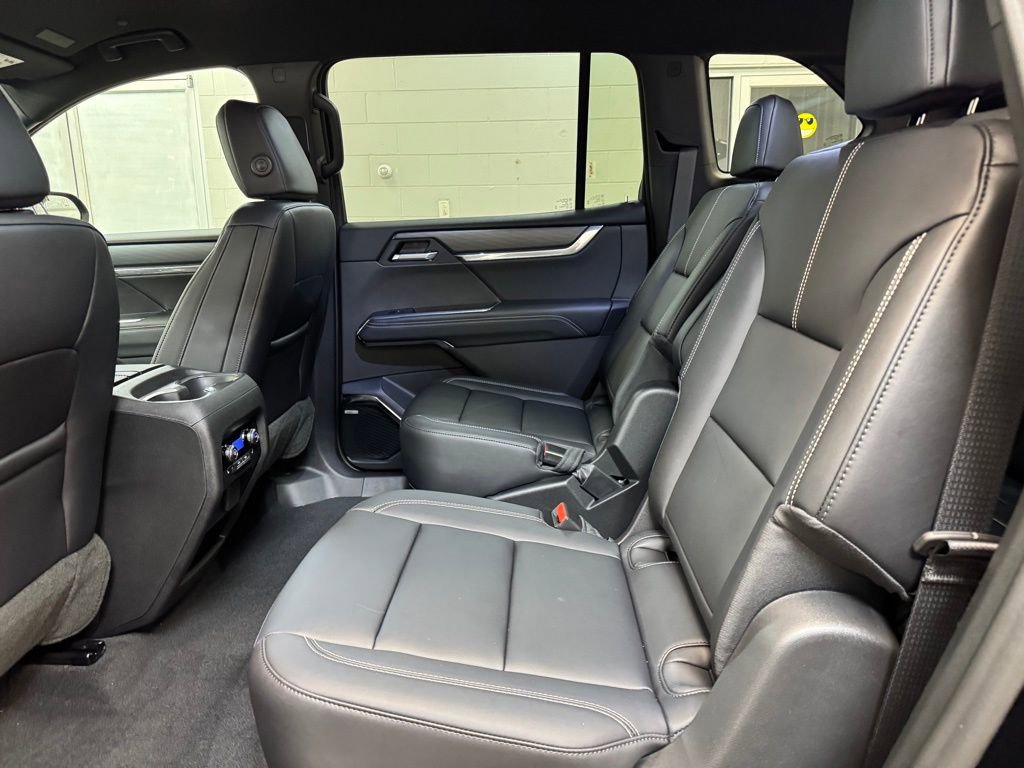 New 2026 GMC Acadia Elevation w/ Elevation Premium Package image 17