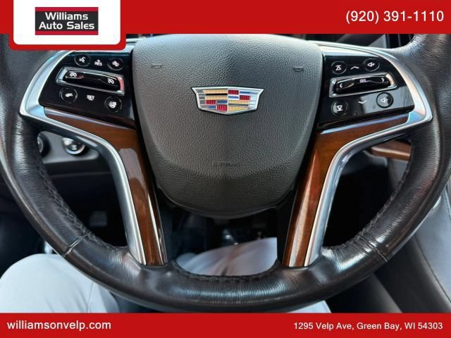 Used 2019 Cadillac Escalade Luxury AWD/4WD image 22