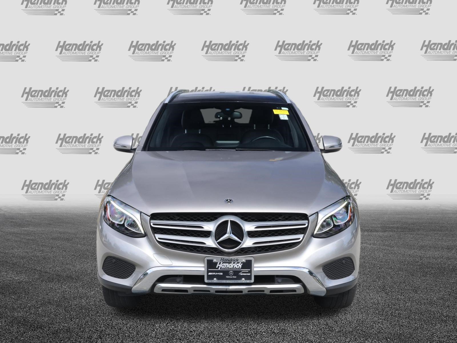 Used 2019 Mercedes-Benz GLC 300 4MATIC image 3
