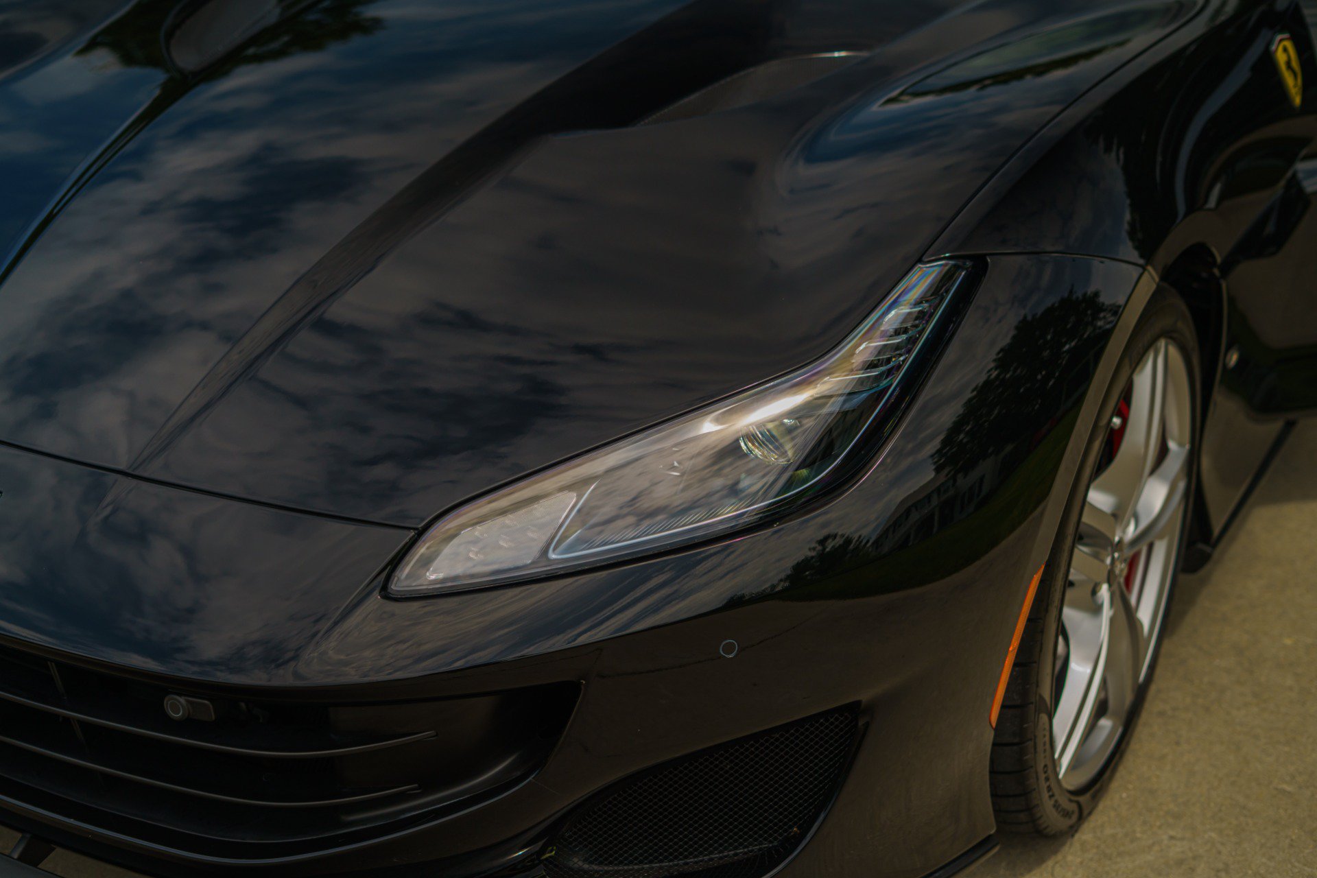Used 2019 Ferrari Portofino RWD image 97