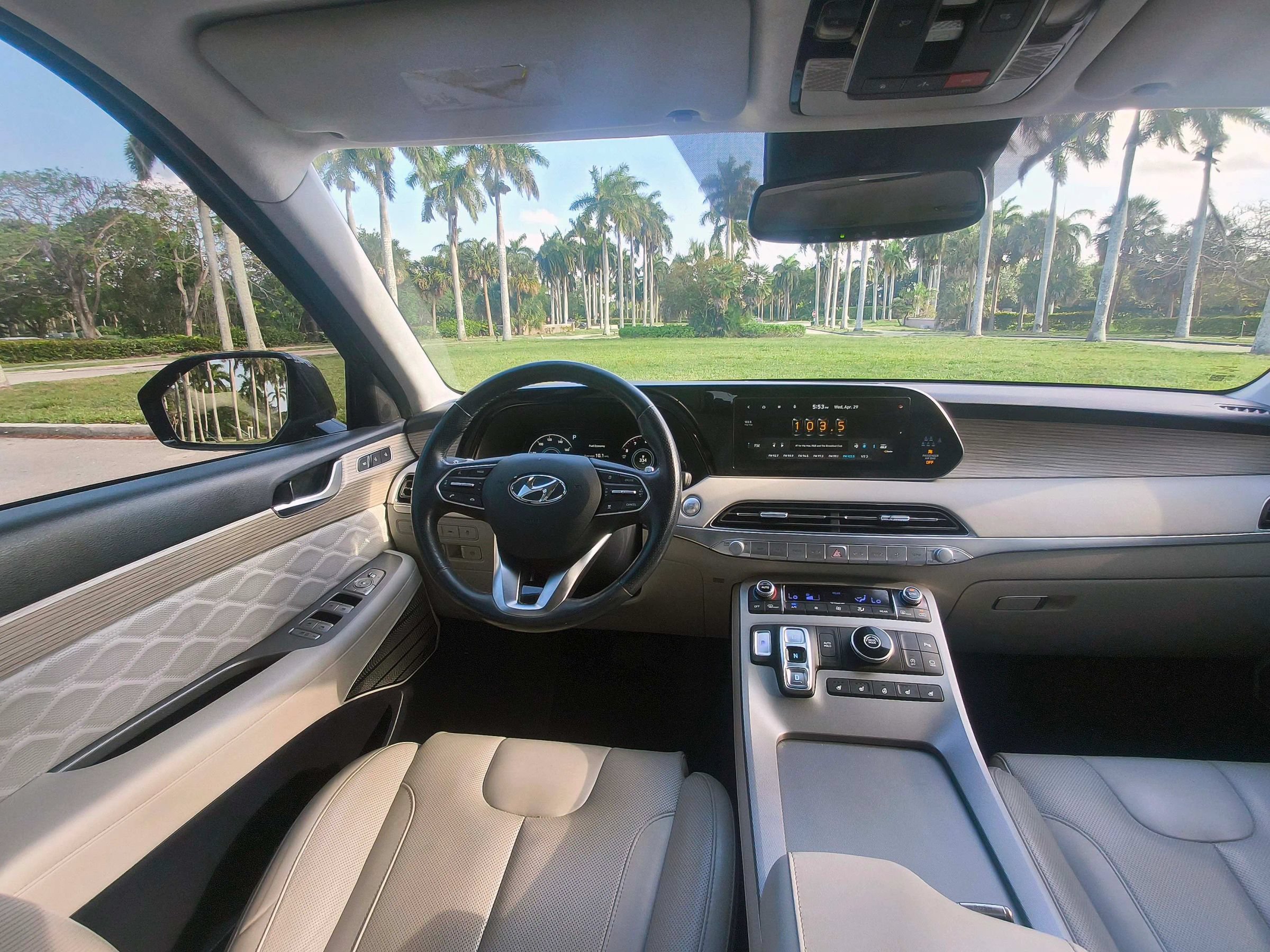 Used 2022 Hyundai Palisade Calligraphy w/ Cargo Package FWD image 11