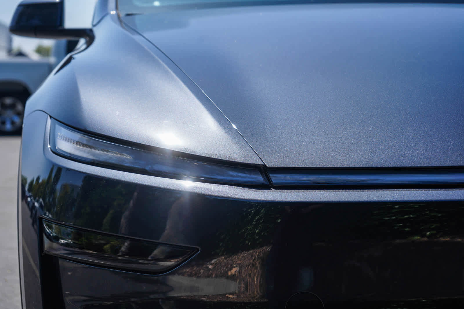 Used 2026 Tesla Model Y AWD image 10
