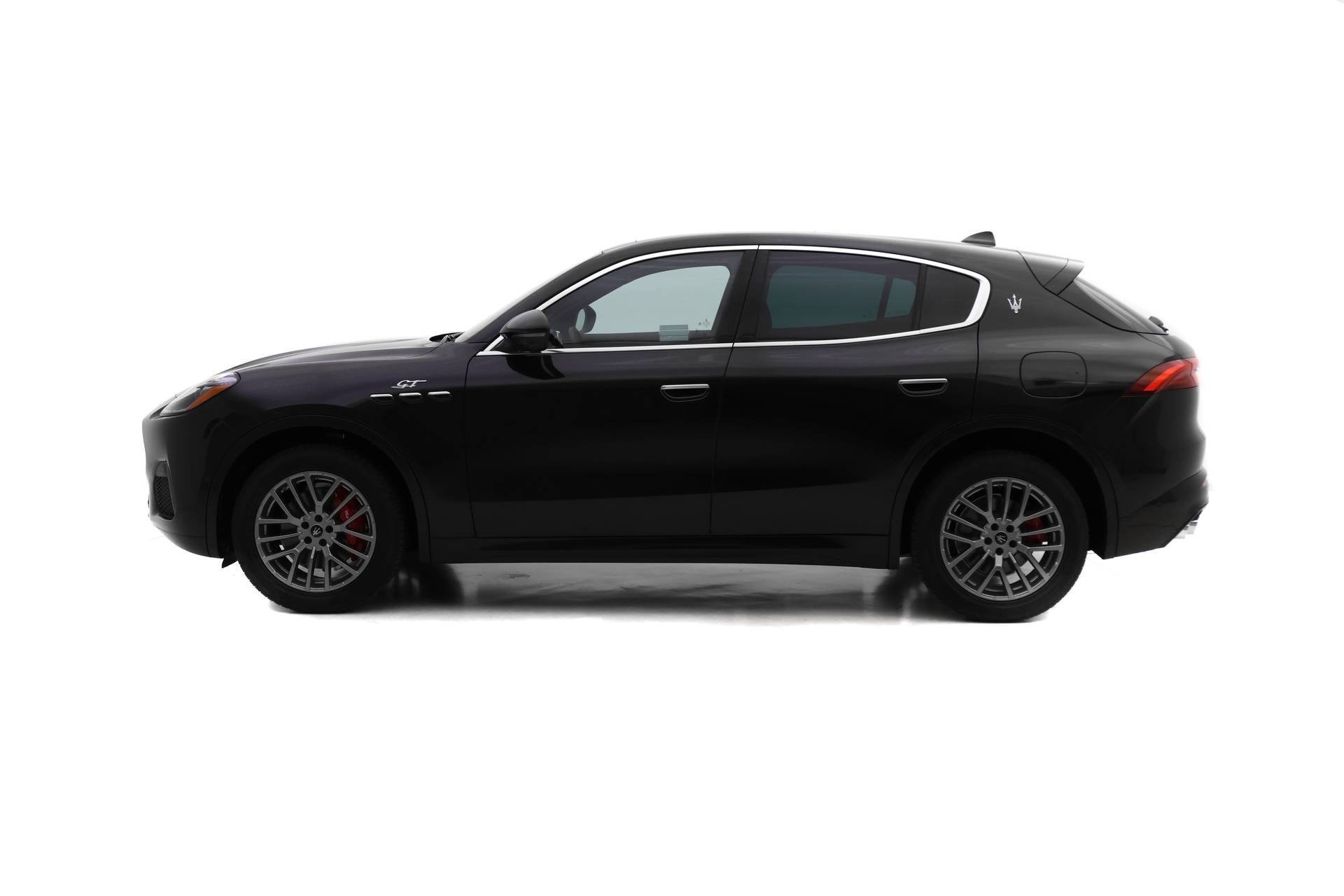 New 2024 Maserati Grecale GT image 3