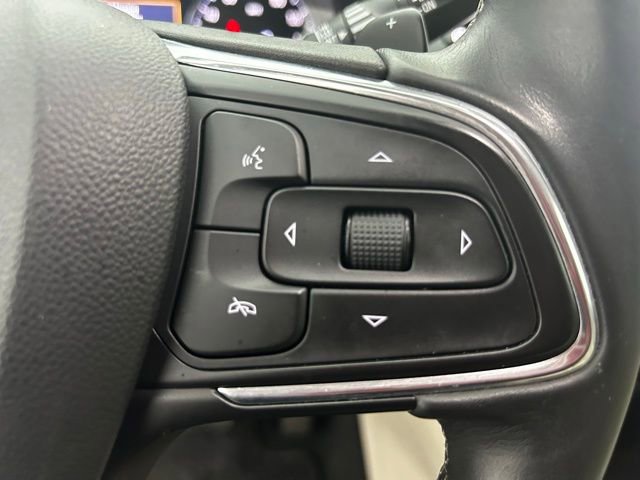 Used 2022 Buick Envision Avenir w/ Technology Package II image 28