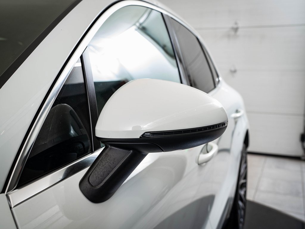 Used 2019 Porsche Macan S image 16