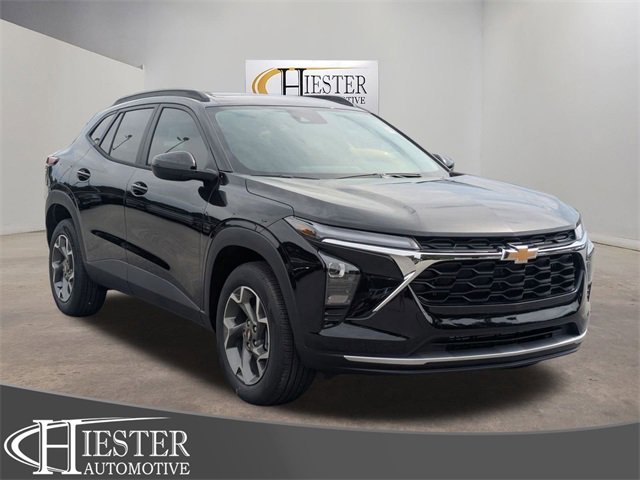 New 2026 Chevrolet Trax LT w/ Sunroof Package