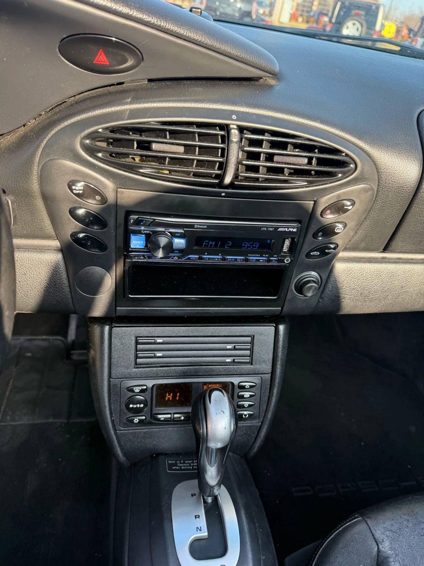 Used 2001 Porsche Boxster image 14