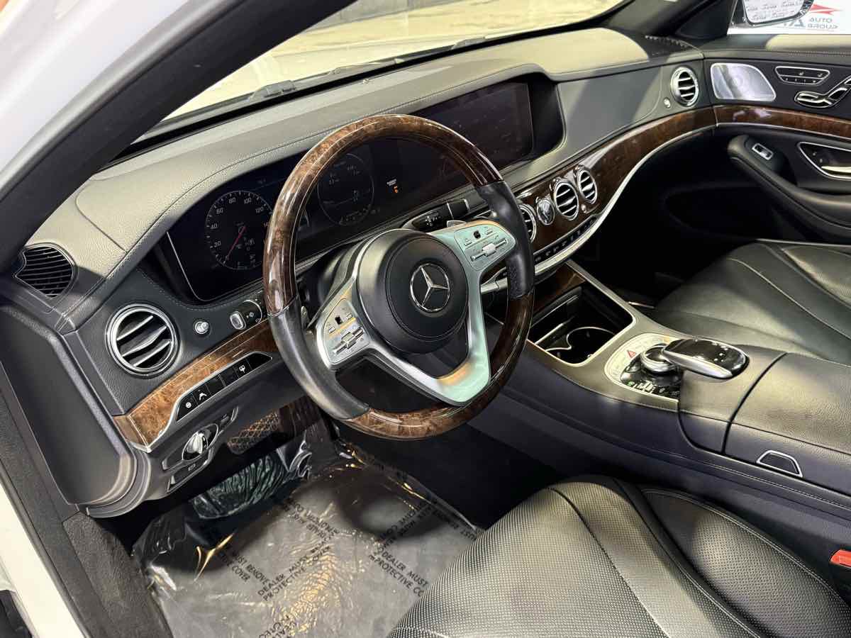Used 2019 Mercedes-Benz S 450 4MATIC Sedan w/ Premium Package image 35