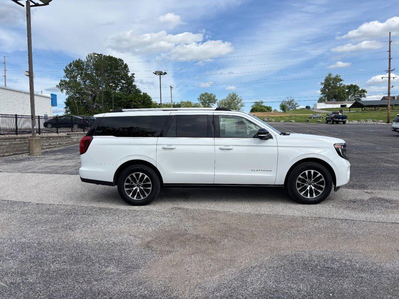 Used 2025 Ford Expedition Max Platinum AWD/4WD image 6
