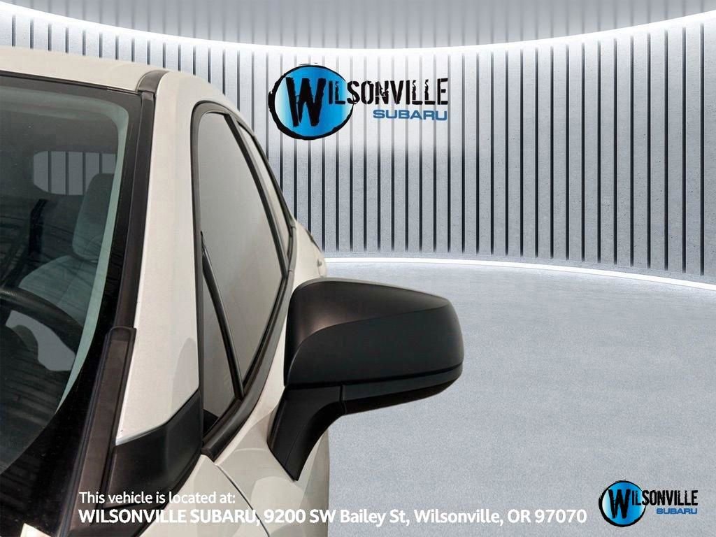 Used 2024 Toyota Corolla Cross L image 19