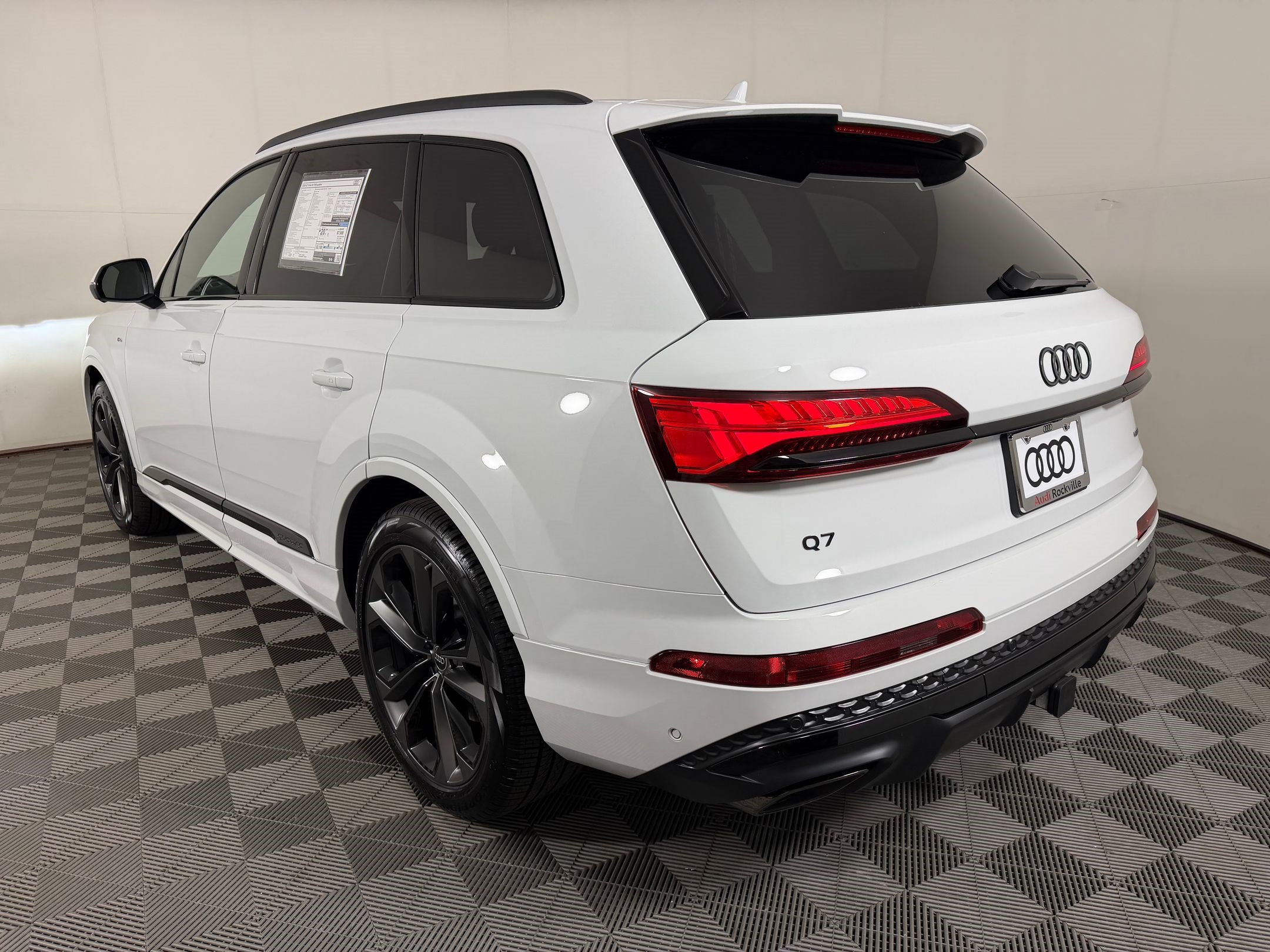 New 2026 Audi Q7 Premium Plus AWD/4WD image 3