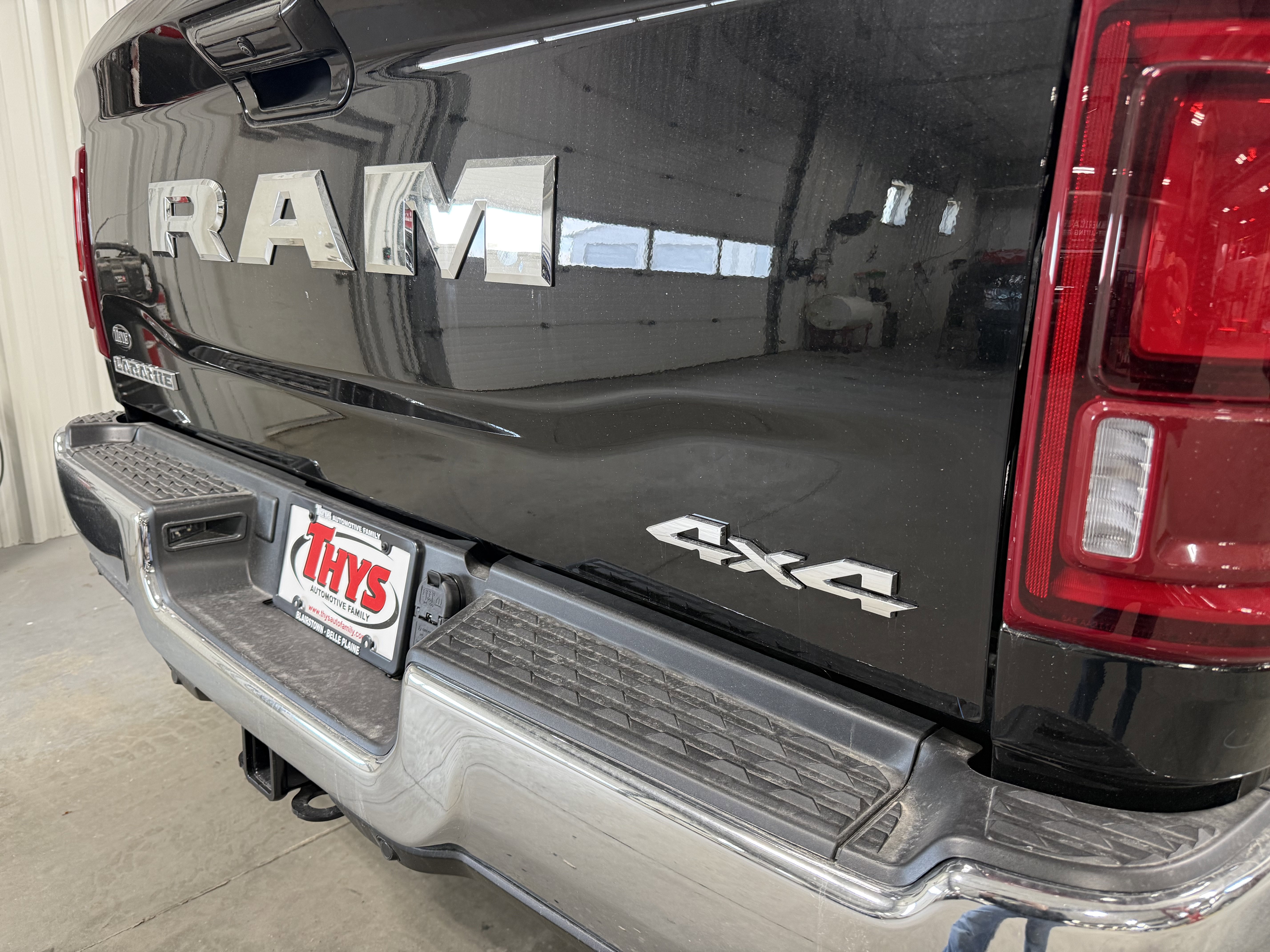 New 2026 RAM 2500 Laramie AWD/4WD image 6
