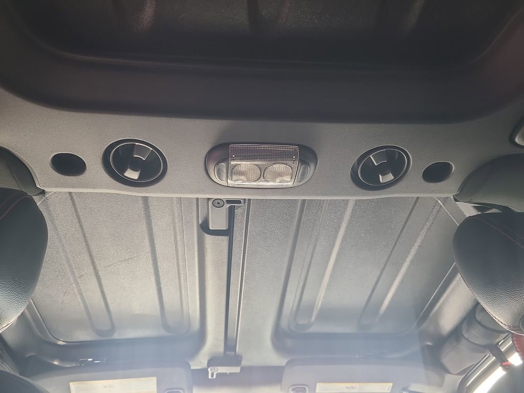 Used 2017 Jeep Wrangler Unlimited Rubicon AWD/4WD image 39