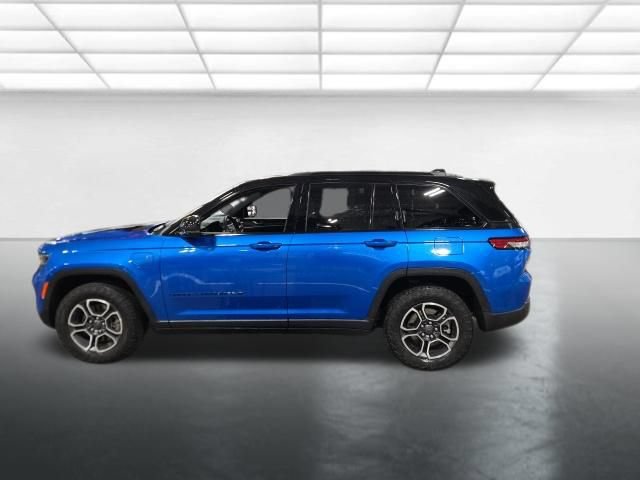Used 2023 Jeep Grand Cherokee Trailhawk AWD/4WD image 7