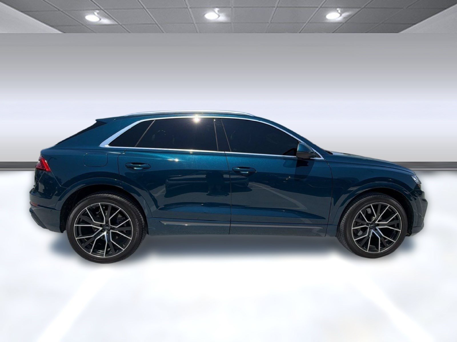 Certified 2022 Audi Q8 Premium Plus AWD/4WD image 8