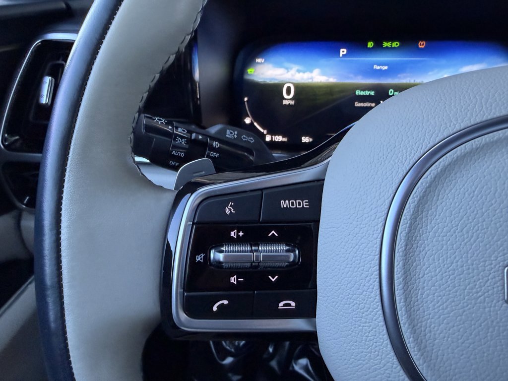 Used 2023 Kia Sorento SX Prestige image 30