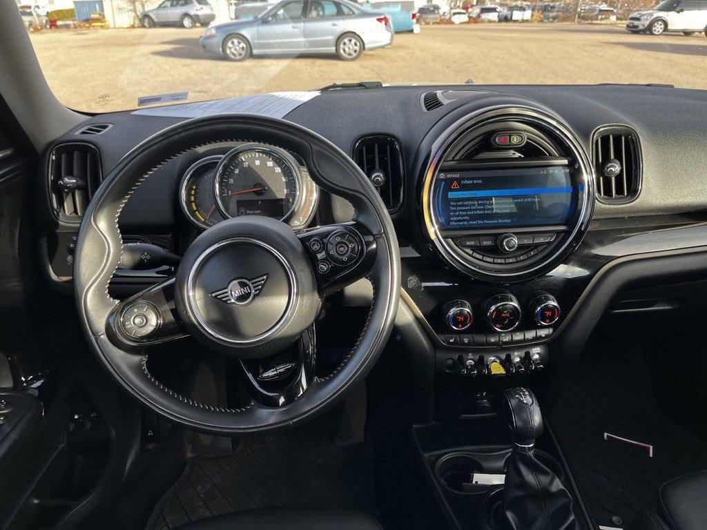 Used 2019 MINI Cooper Countryman SE w/ Premium Package image 15