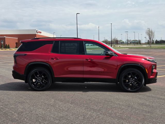 Used 2024 Chevrolet Traverse RS AWD/4WD image 2