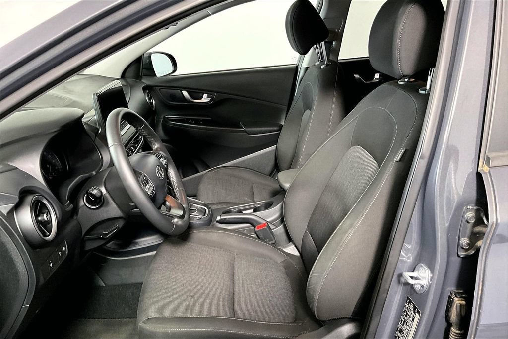 Used 2023 Hyundai Kona SEL w/ Convenience Package FWD image 13