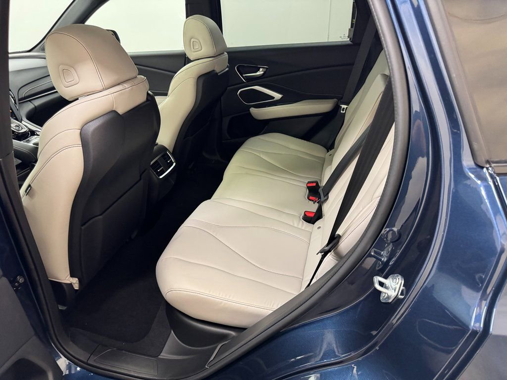 Used 2025 Acura RDX SH-AWD image 31