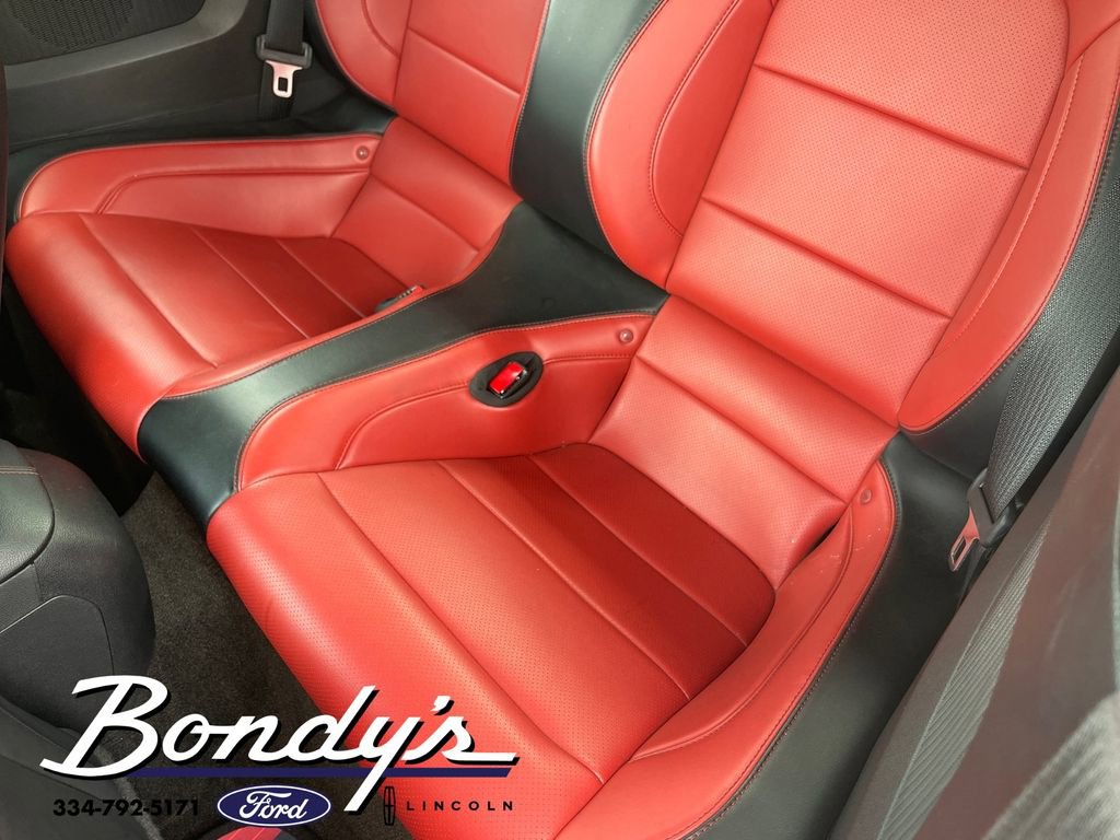 Used 2015 Ford Mustang GT Premium image 11