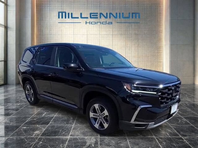 Certified 2025 Honda Pilot EX-L image 36