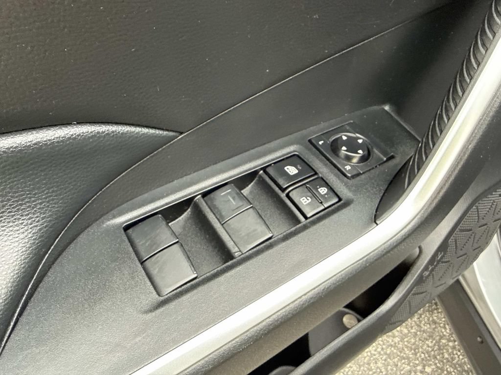Used 2023 Toyota RAV4 LE FWD image 21