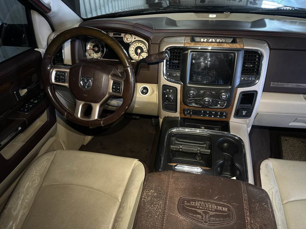 Used 2018 RAM 2500 Longhorn w/ Longhorn Southfork Package AWD/4WD image 25