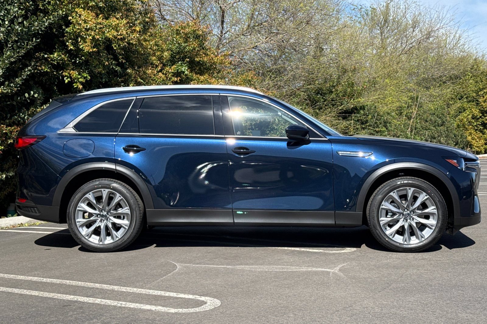 New 2026 MAZDA CX-90 Plug-In Hybrid w/ Preferred AWD/4WD image 3