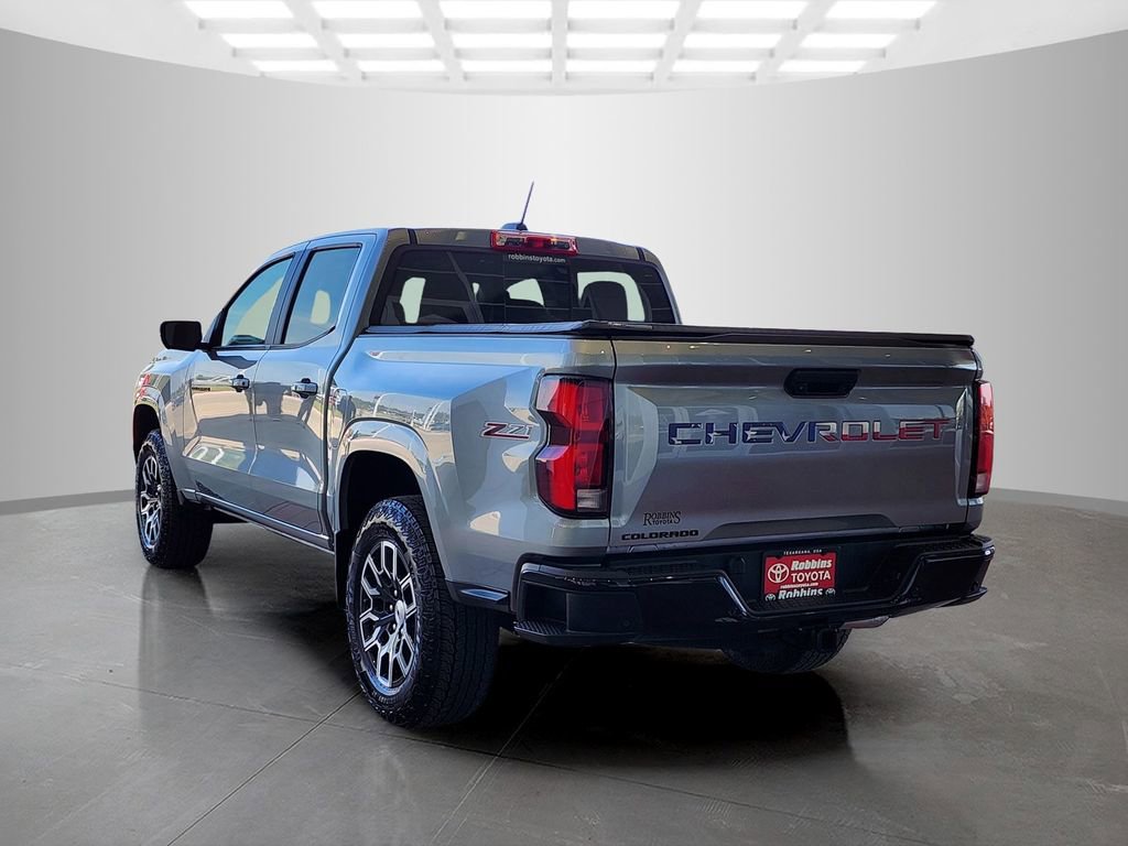 Used 2024 Chevrolet Colorado Z71 w/ Z71 Convenience Package 2 image 7