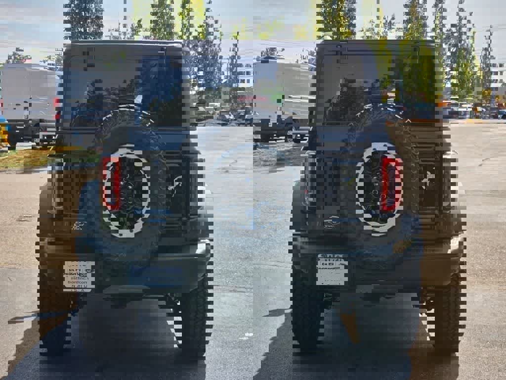 New 2025 Ford Bronco Badlands image 8