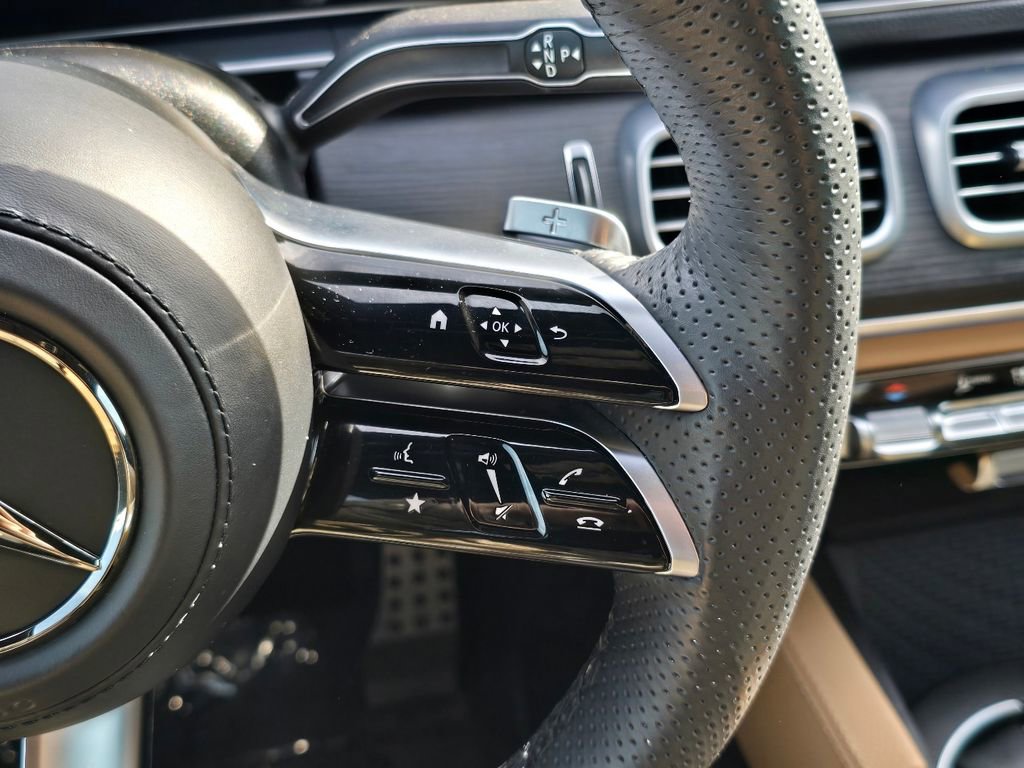 Used 2024 Mercedes-Benz GLS 450 4MATIC image 21