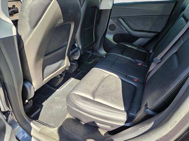 Used 2024 Tesla Model Y Long Range AWD/4WD image 16
