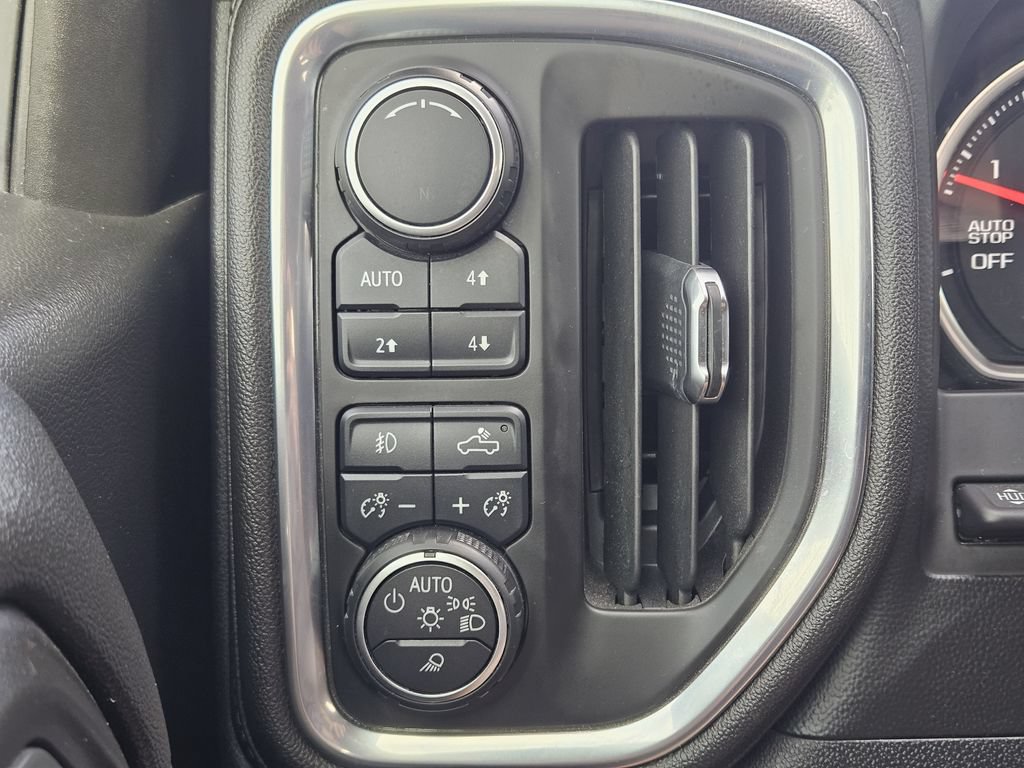 Used 2019 Chevrolet Silverado 1500 LTZ w/ LTZ Texas Edition AWD/4WD image 28