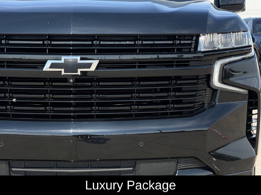 Used 2023 Chevrolet Tahoe RST w/ Luxury Package RWD image 4