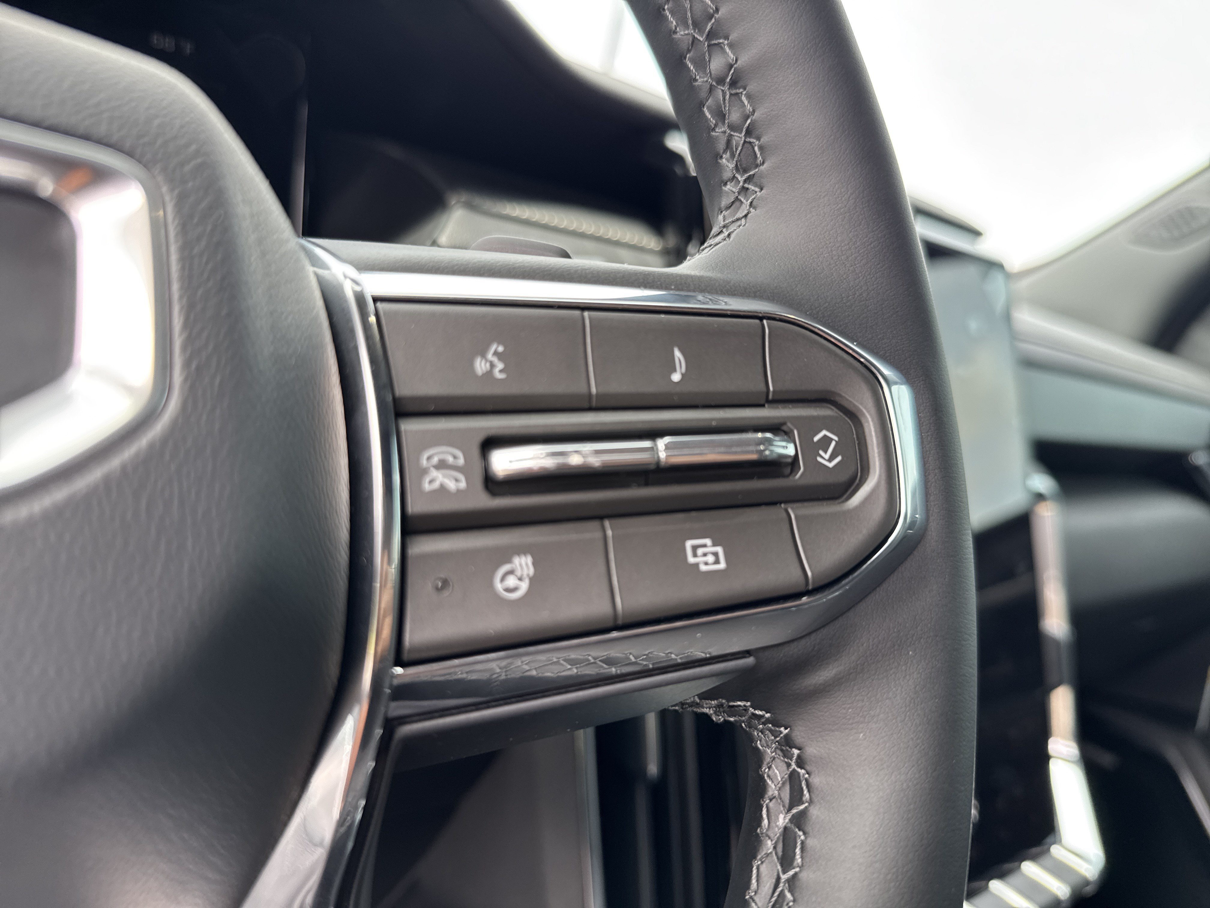 New 2026 GMC Acadia Elevation w/ Black Edition FWD image 20