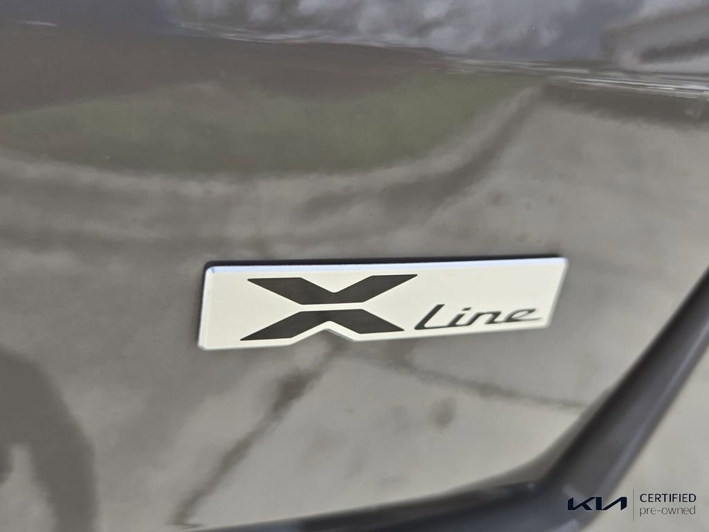 Certified 2025 Kia Sorento X-Line EX image 18