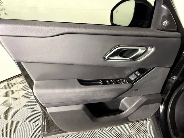 Used 2024 Land Rover Range Rover Velar Dynamic SE AWD/4WD image 11