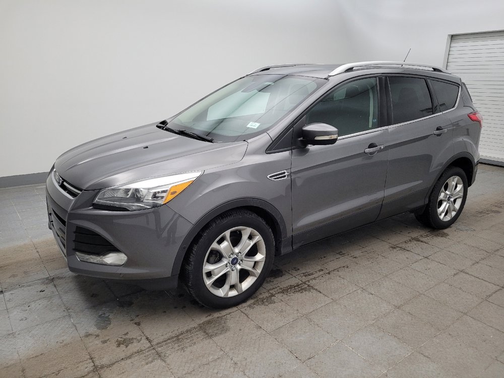 Used 2014 Ford Escape Titanium w/ Equipment Group 401A FWD image 2