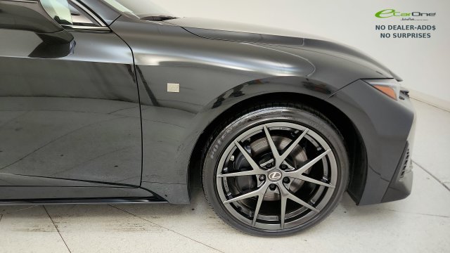 Used 2026 Lexus IS 350 F Sport w/ Accessory Package Z1 RWD image 23