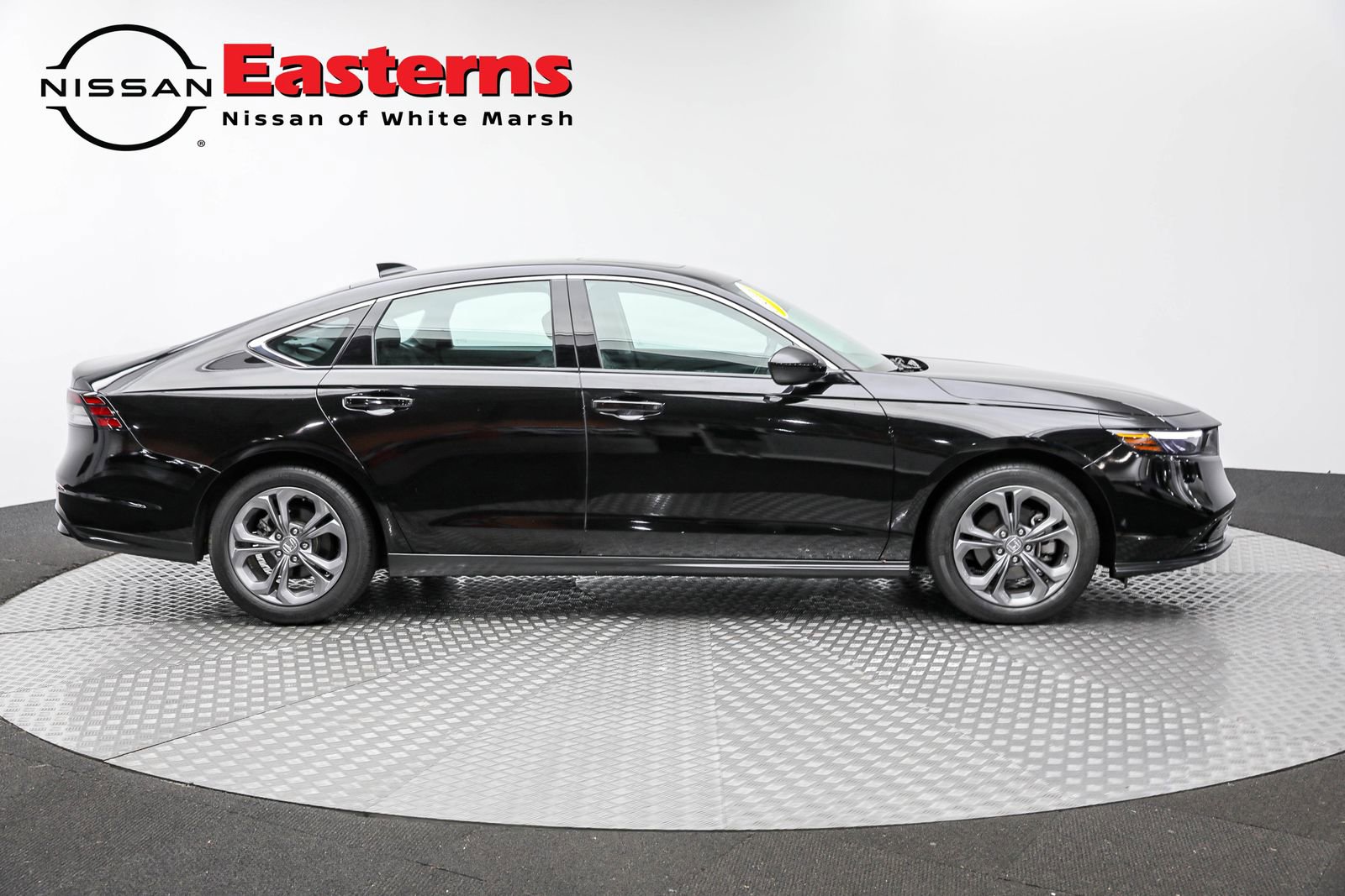 Used 2024 Honda Accord EX image 4