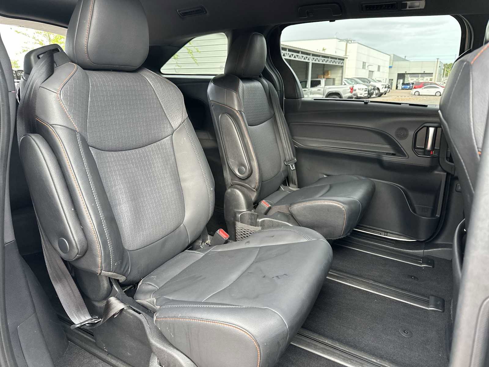 Used 2021 Toyota Sienna XSE image 18