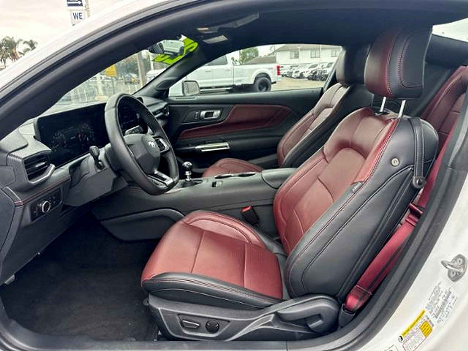 Used 2025 Ford Mustang GT Premium RWD image 12