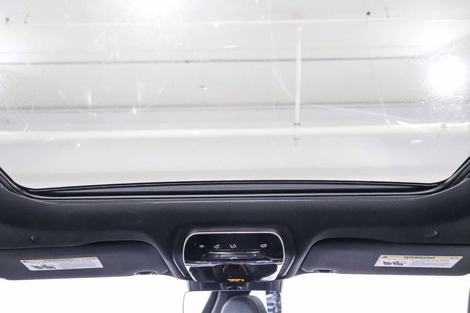 Used 2022 Mercedes-Benz C 300 Sedan image 12