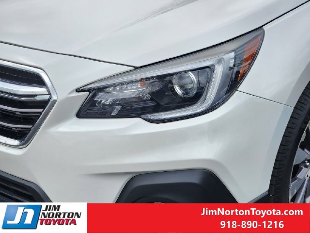 Used 2018 Subaru Outback 3.6R Touring AWD/4WD image 10