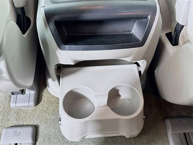 Used 2016 Toyota Sienna LE image 25